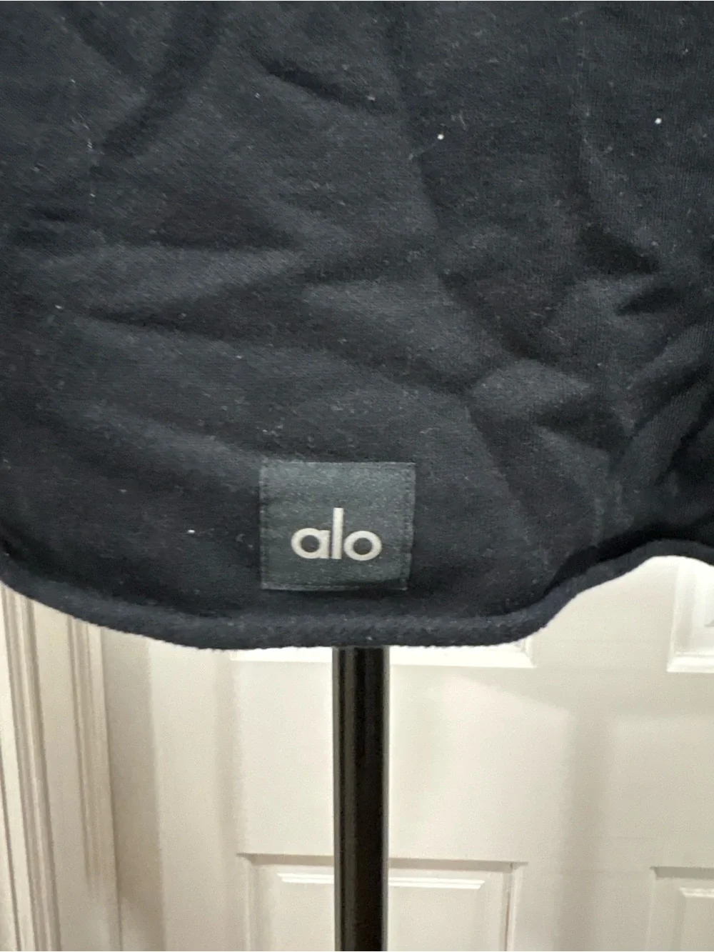 ALO Black Super Crop Crewneck